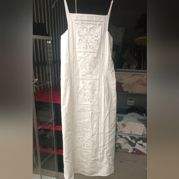 Zara ZW Collection Embroidered Linen Dress - Picture 5 of 10